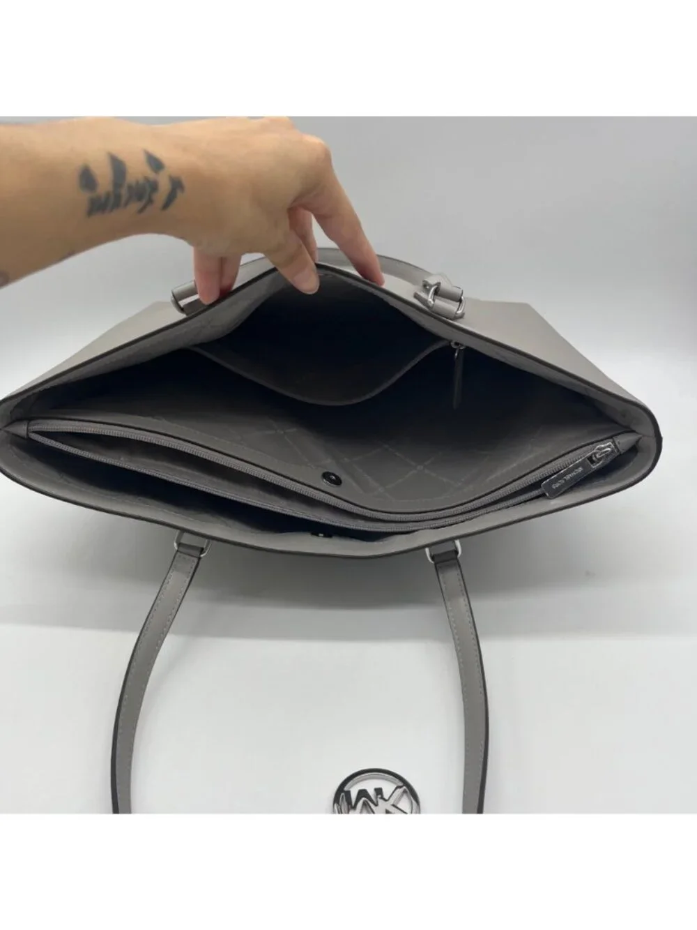 Michael Kors Pearl Grey Coated Canvas Sheila Tote